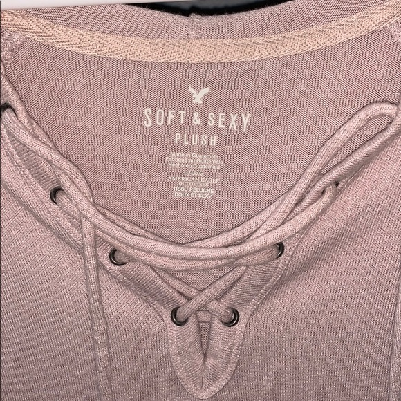 AE Light Pink Sweatshirt - Picture 2 of 2